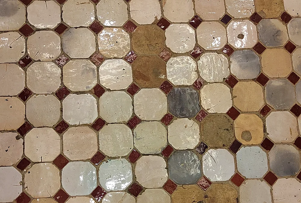 Geometric zellige floor detail at Fassie Délice